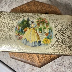Vintage Floral Tin Box with Elegant Lady Design